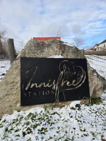 Innisfree Station Sign